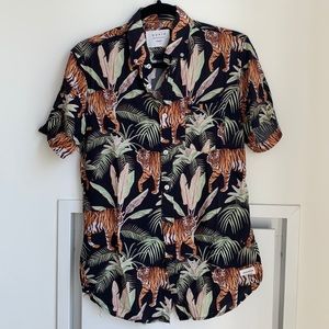 DUVIN Tiger Print Short Sleeve Button Down
